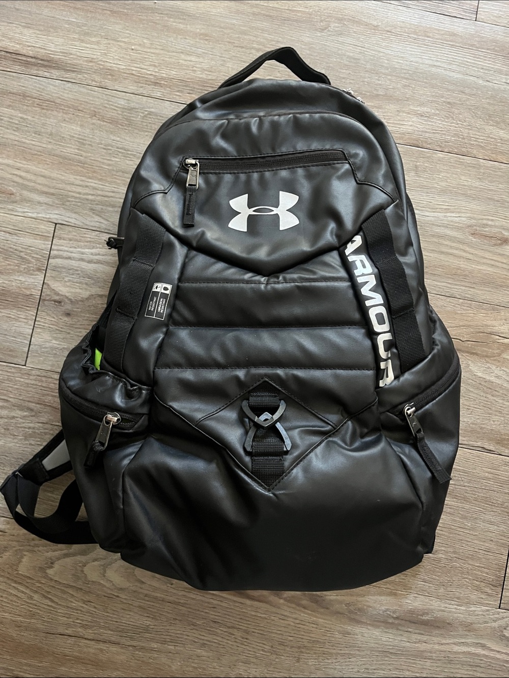 Under Armour Storm Quantum 5L Laptop Black Men's Backpack - Durable Everyday Bag